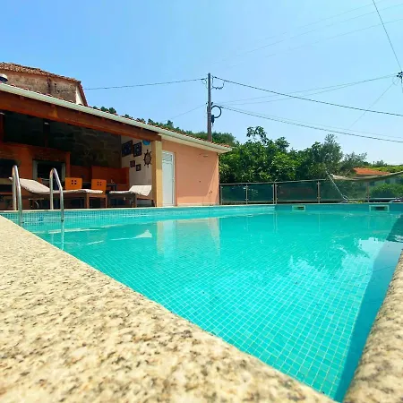 Varanda Do Abelhal بيت ضيافة
